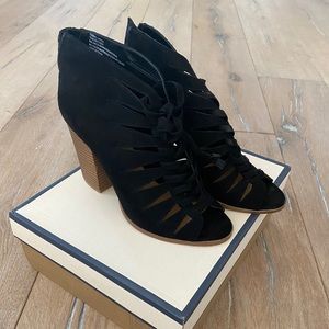 Melrose and Market heels